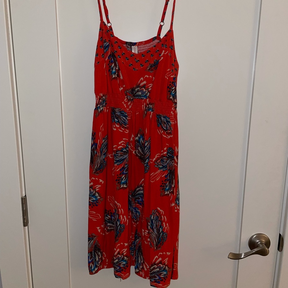 Xhilaration dress in red with blue feather pattern